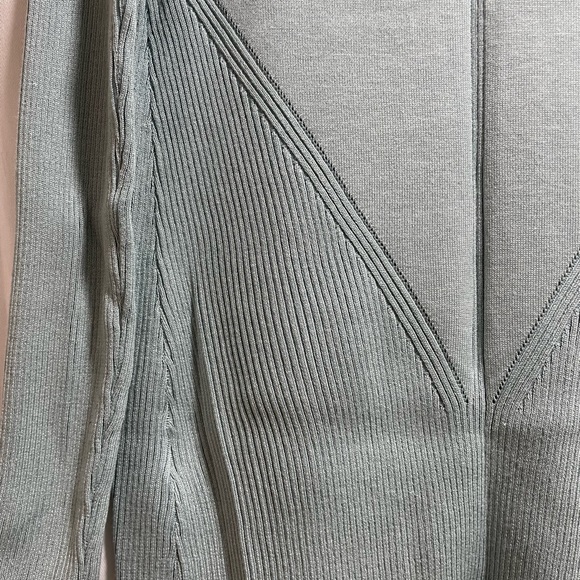 Premise Cardigan - Picture 4 of 4